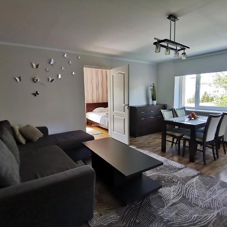 Kesklinna Silla Apartment - Free Parking Parnu Bagian luar foto